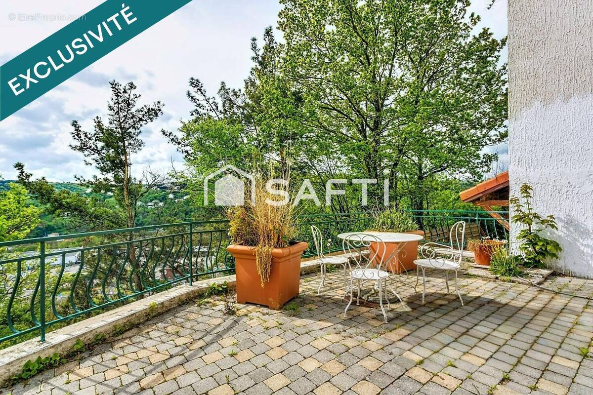 Photo 1 - Maison à GIVORS