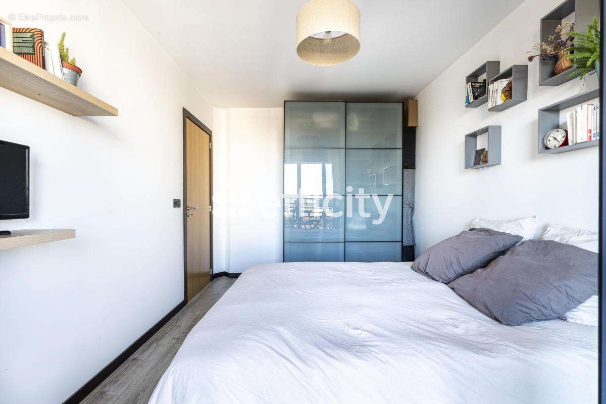 Appartement à BONDY