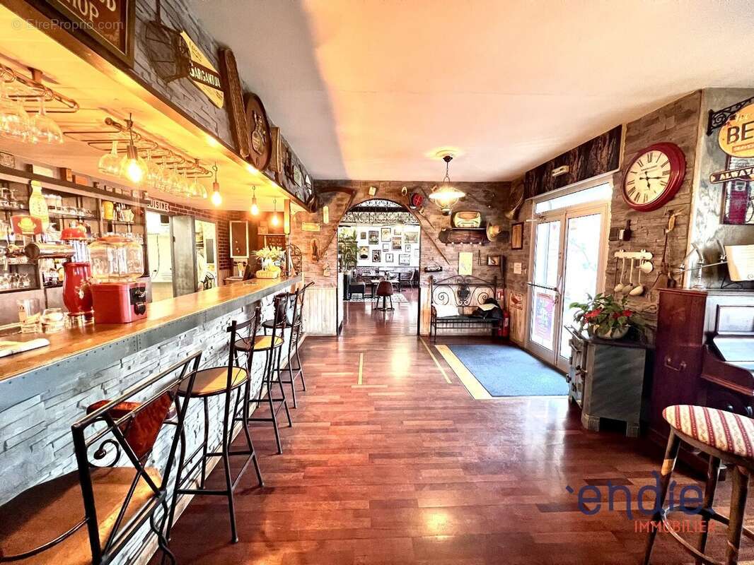 Commerce à POITIERS