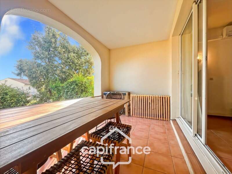 Appartement à MALLEMORT