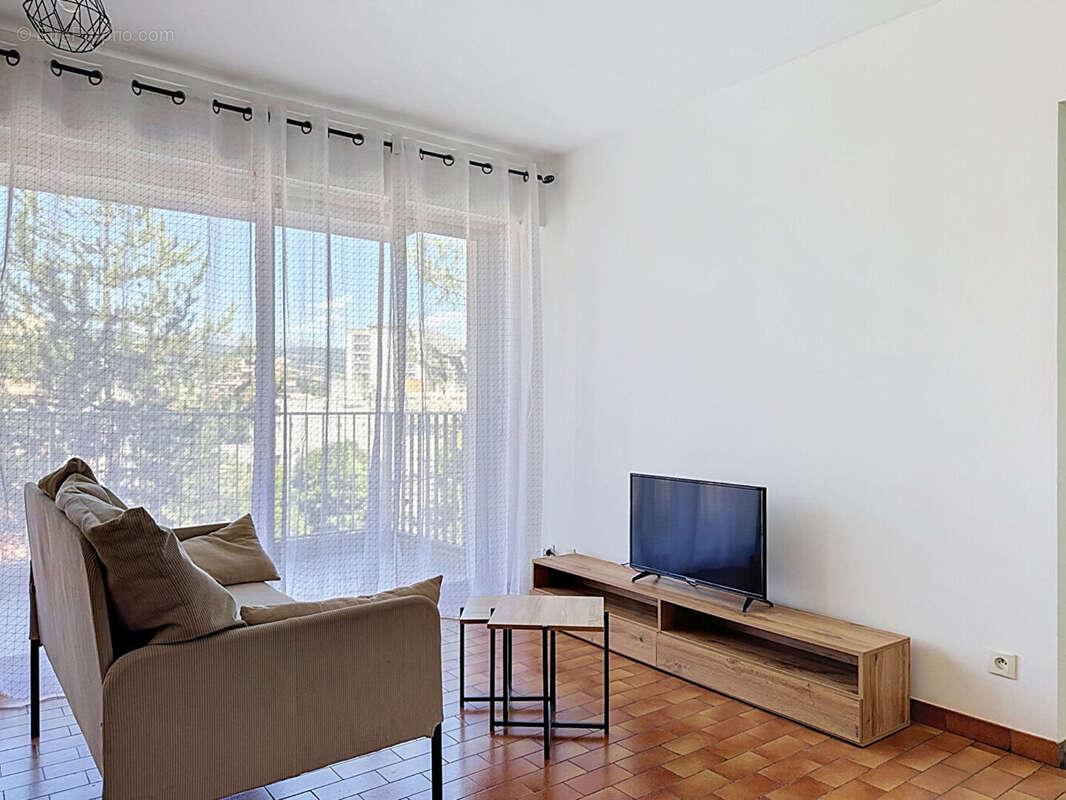 GAP - Appartement T2 avec terrasse, vue panoramique sur les montagnes et ascenseur ! - photo 2