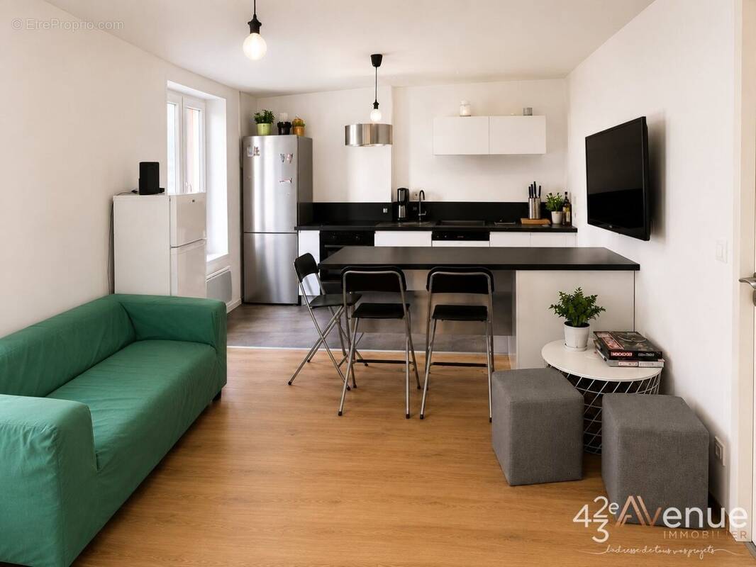 Appartement à SAINT-ETIENNE