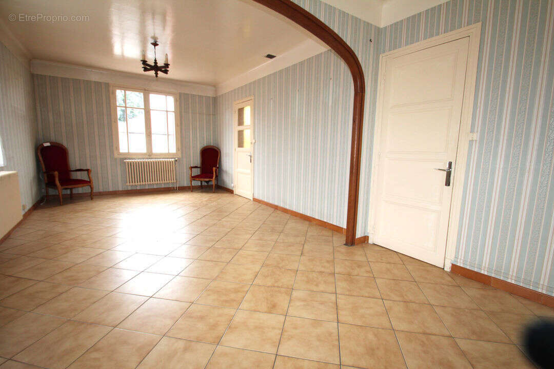 Maison à DECIZE