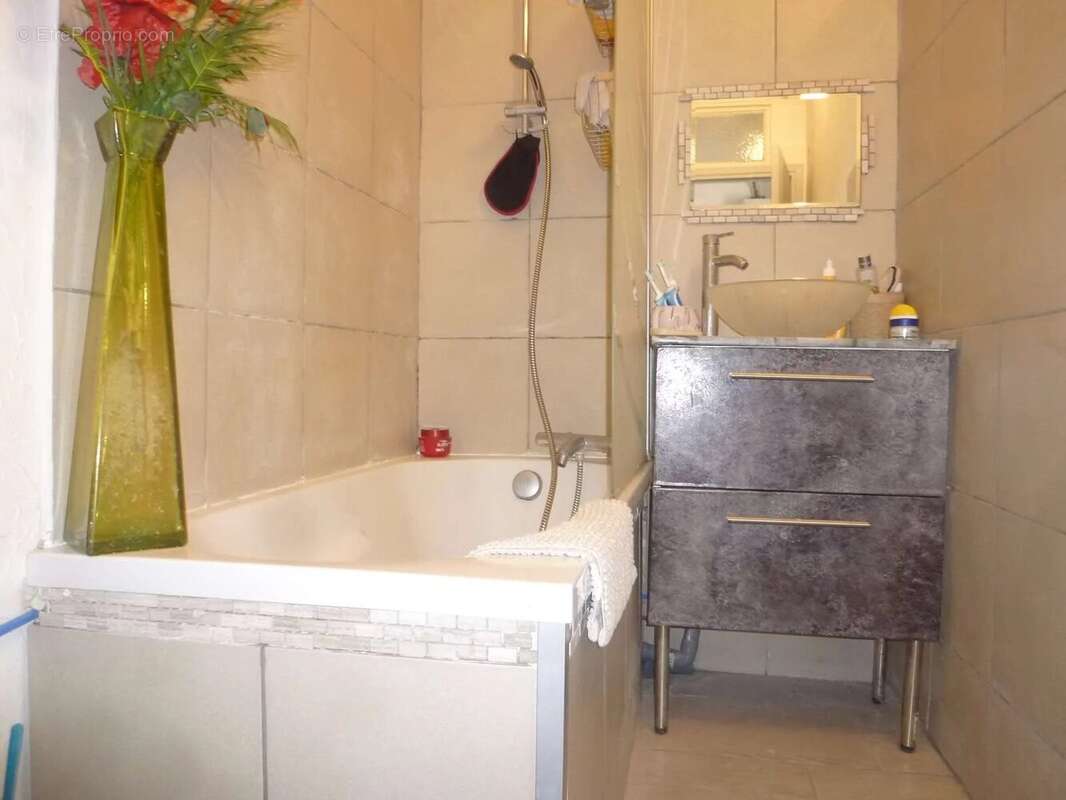 Maison à TOUET-SUR-VAR