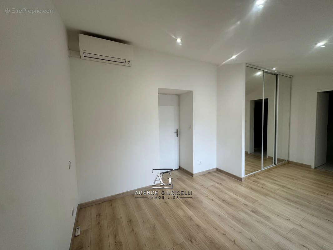 Maison 4 pièces - 89m2- plaine de cuttoli - photo 2