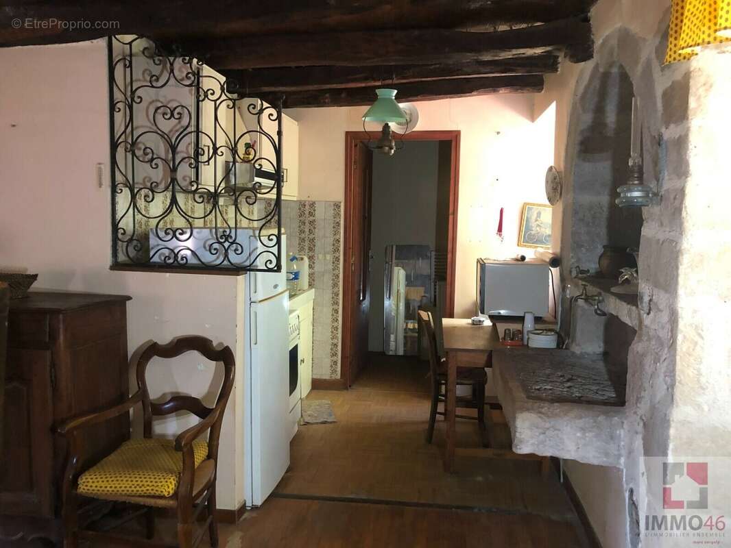 Maison à RUEYRES