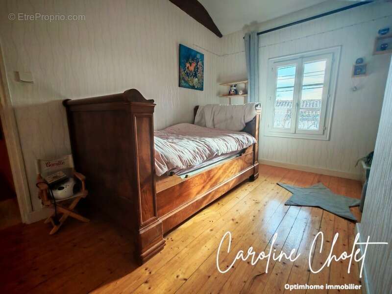 Maison à SAINT-EMILION