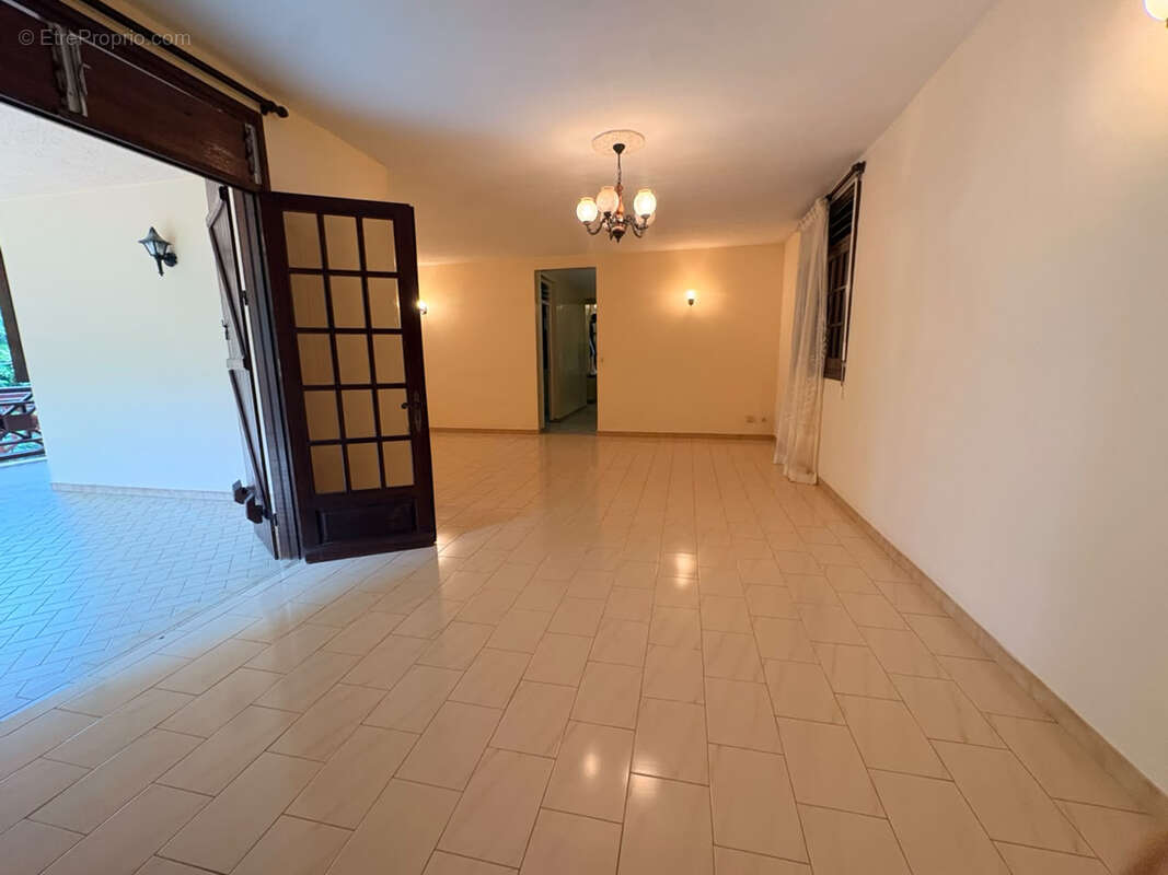 A saisir maison f4 idealement situee - photo 8