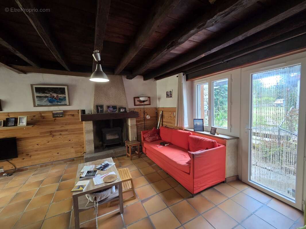 Appartement 105 m² à Arrenes  - photo 8