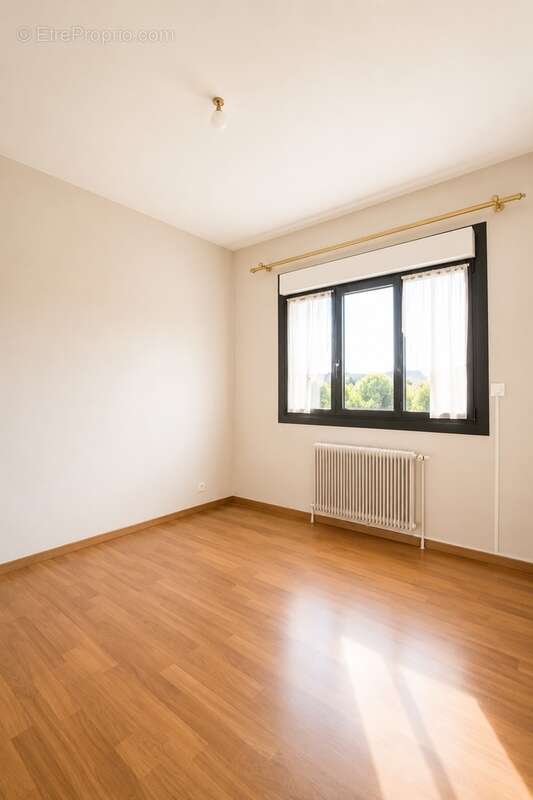 Maison 80 m² à Yerres  - photo 6