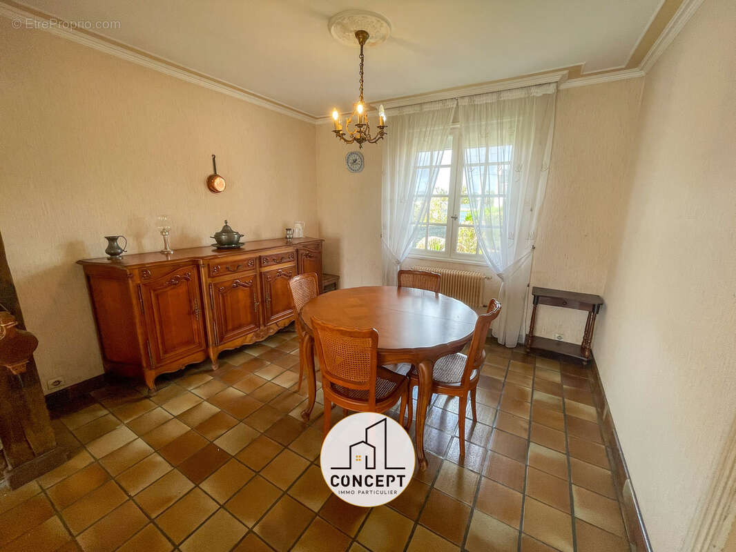 Maison à PLOUIGNEAU