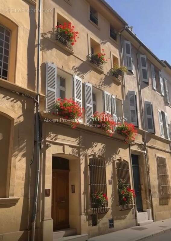 Maison à AIX-EN-PROVENCE
