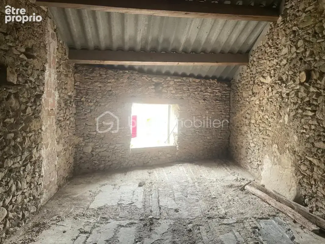 Maison de village à rénover, gros potentiel à Saint-Étienne les orgues 04 en Provence - photo 12