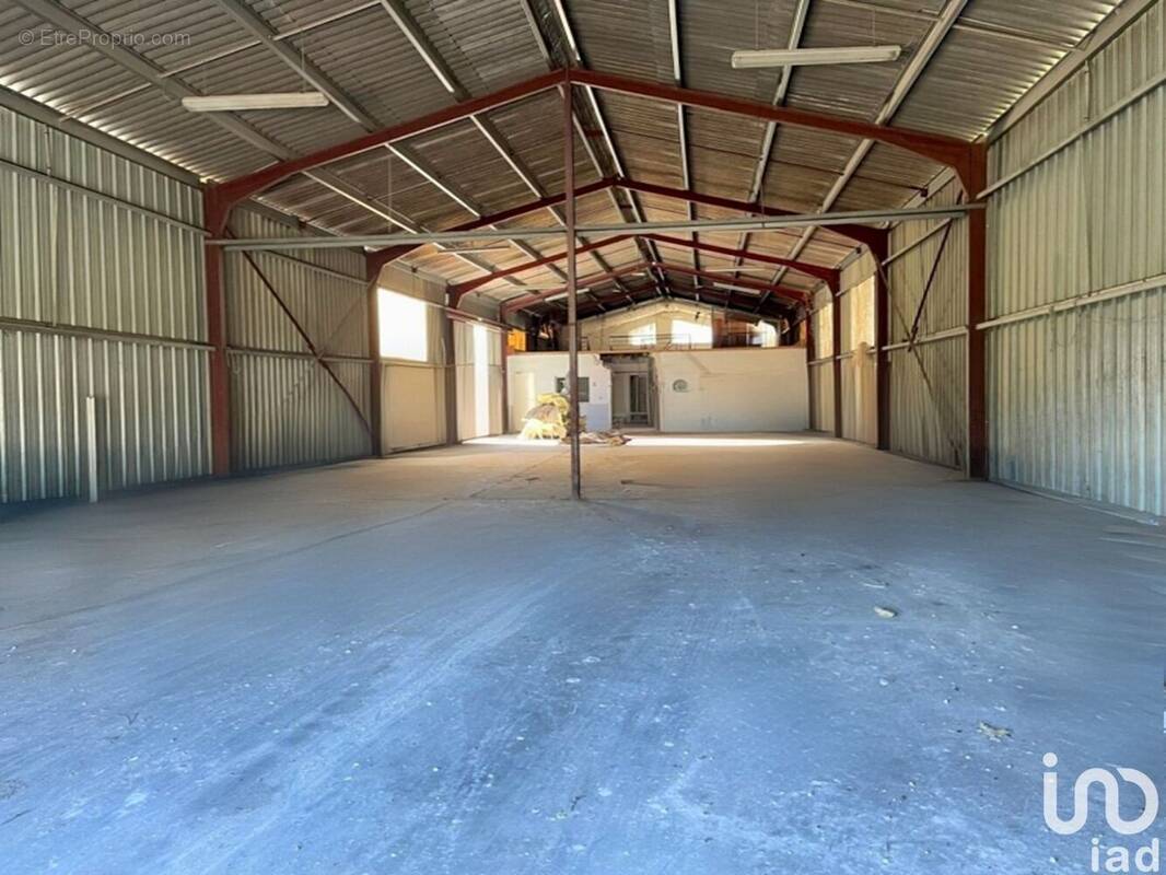 Photo 1 - Commerce à LA TESTE-DE-BUCH