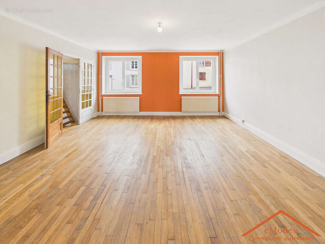 Maison 190 m² à Savigny  - photo 4
