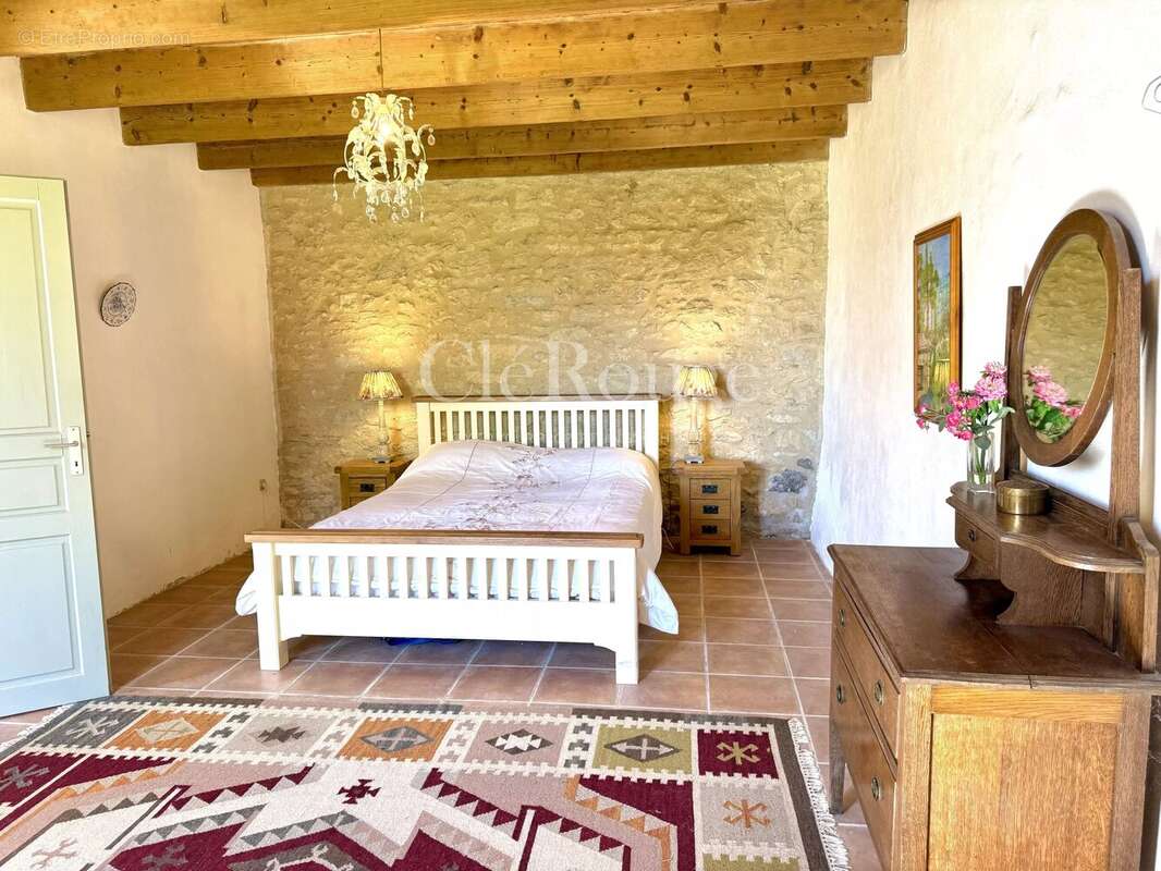 Maison à MONSEGUR
