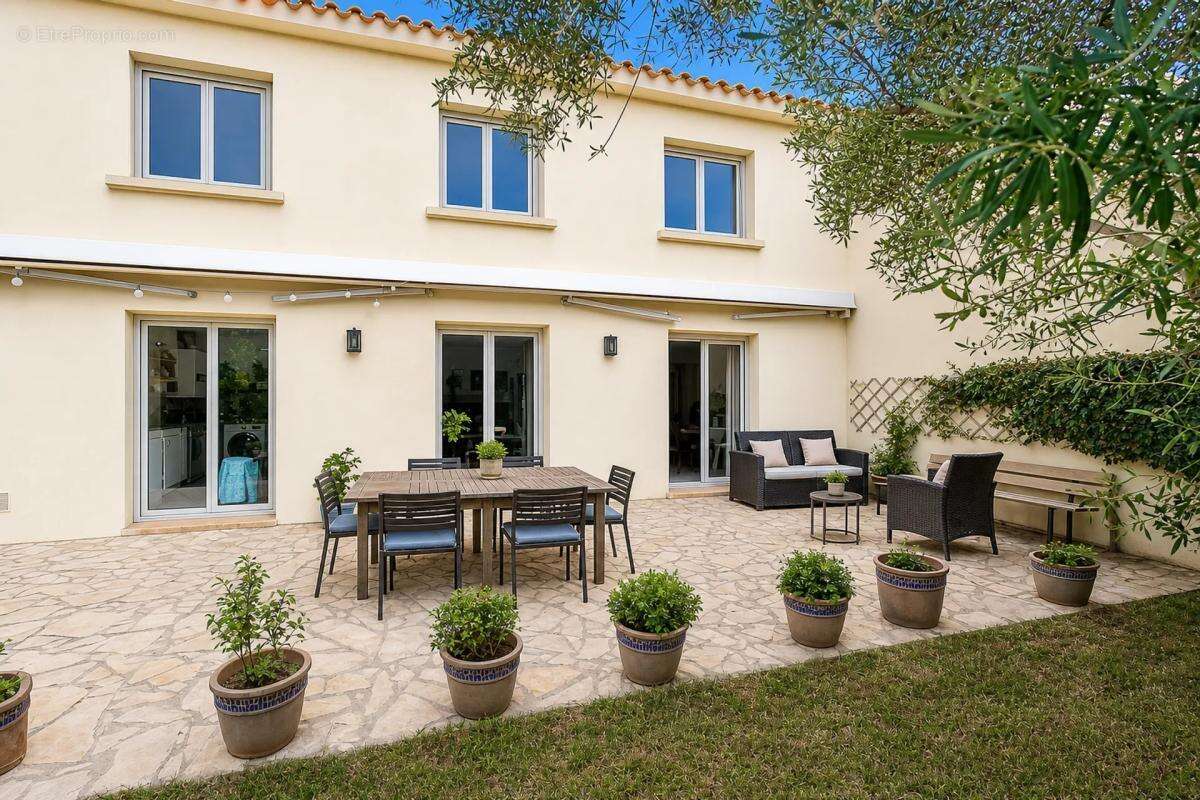 Maison à NARBONNE