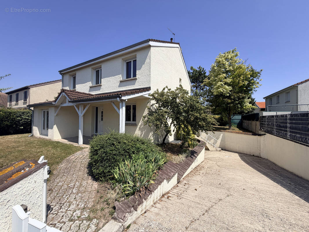 Maison à TAISSY