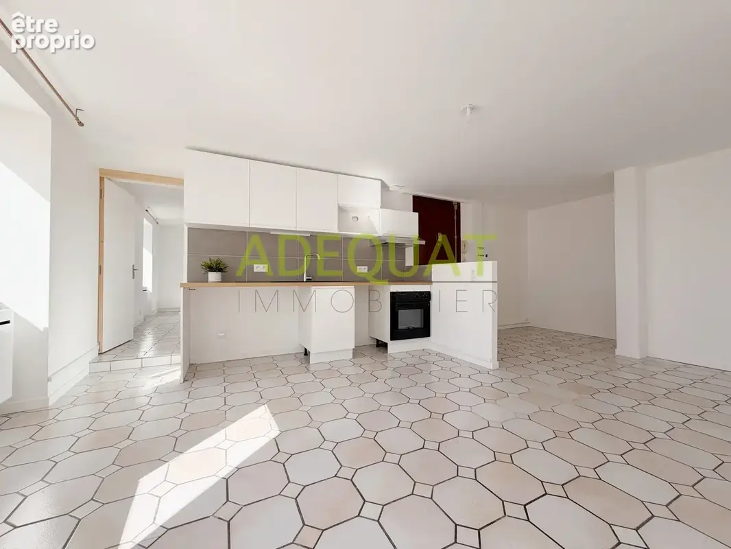 Appartement t2 renove au dernier etage avec vue - photo 4