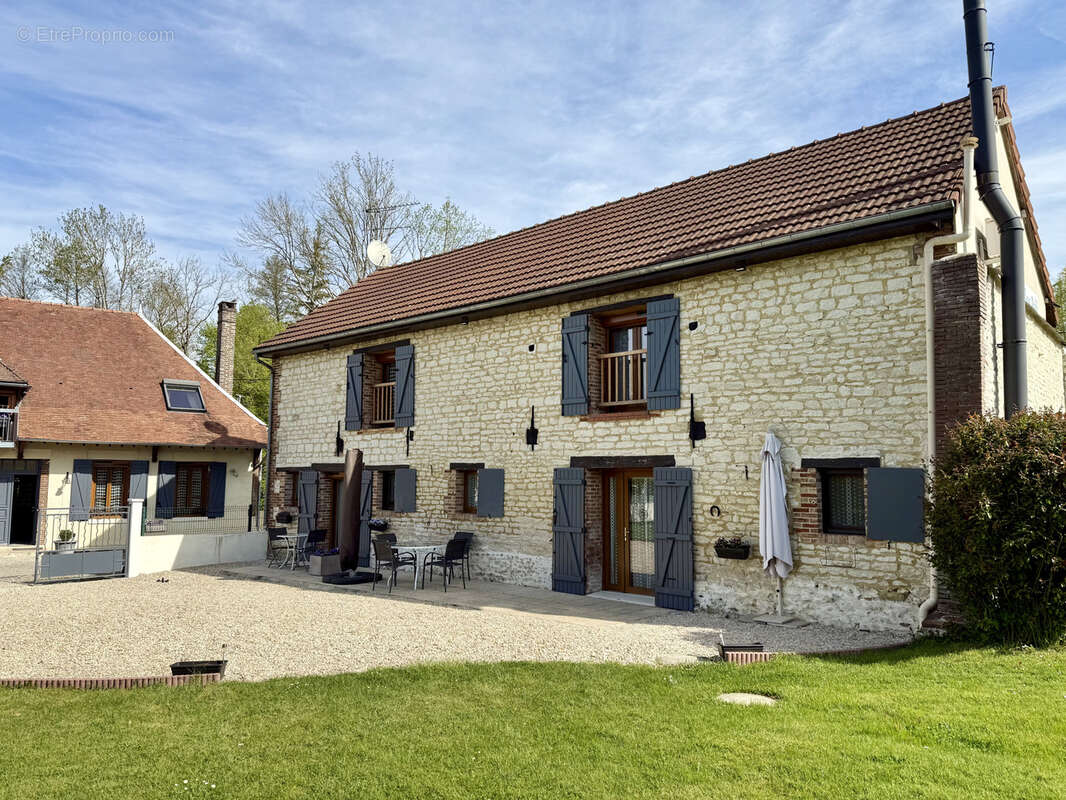 Maison à AUXON