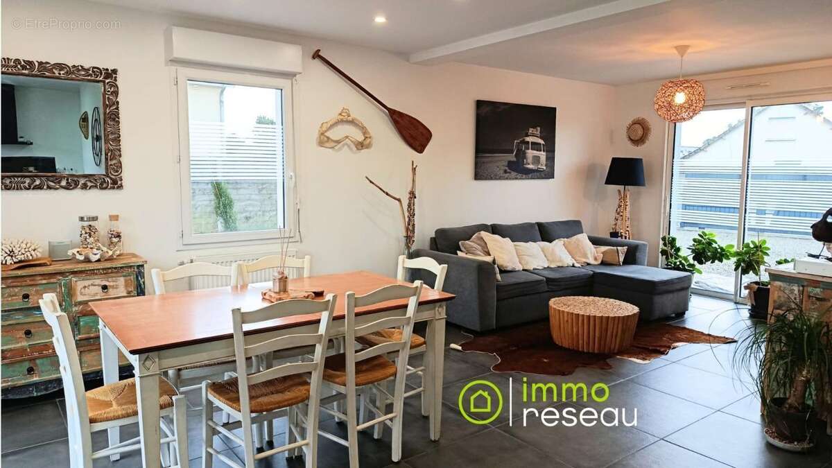 Maison à SAINT-GERMAIN-SUR-AY