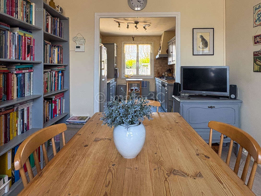 Maison à SAUZE-VAUSSAIS