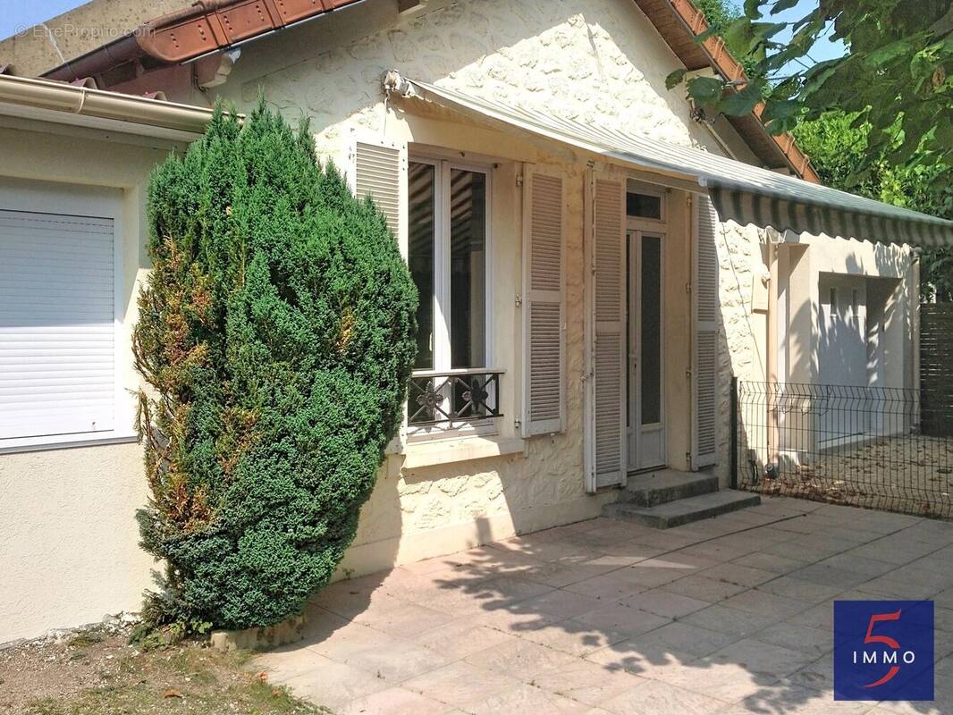 Maison à CHELLES