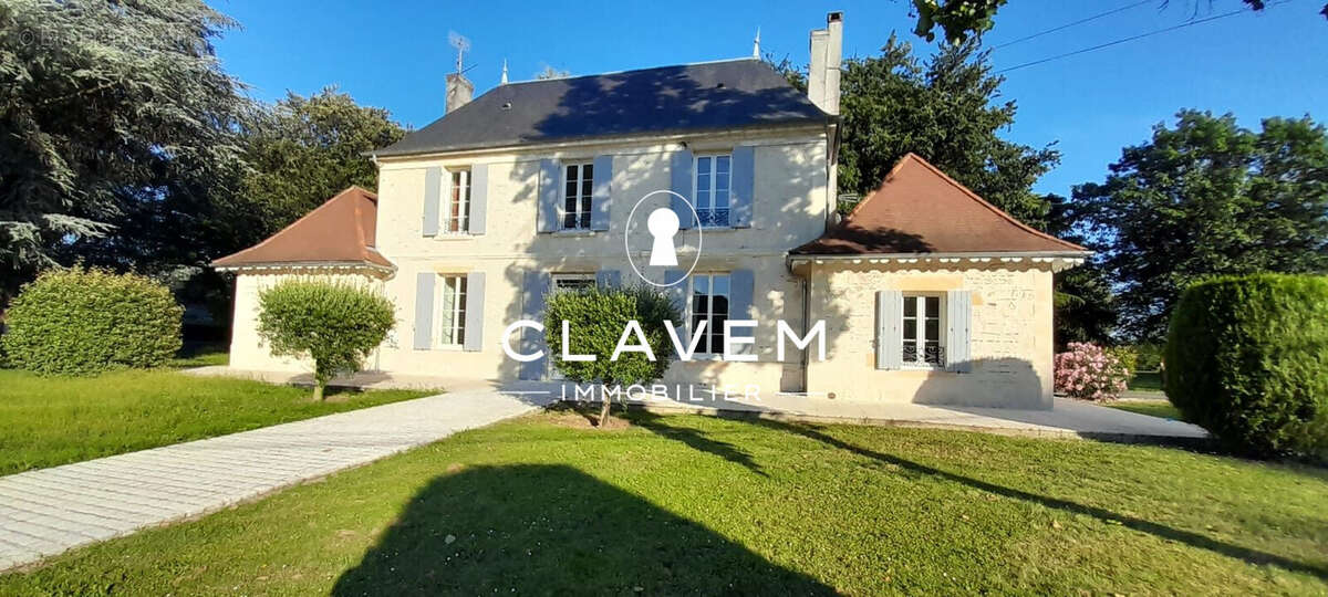 251 m² à Bergerac  - photo 2