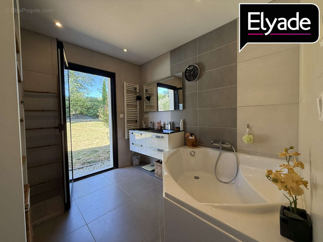 Maison 5 pièces 127 m² à vendre à Montrabe (31850) - photo 8