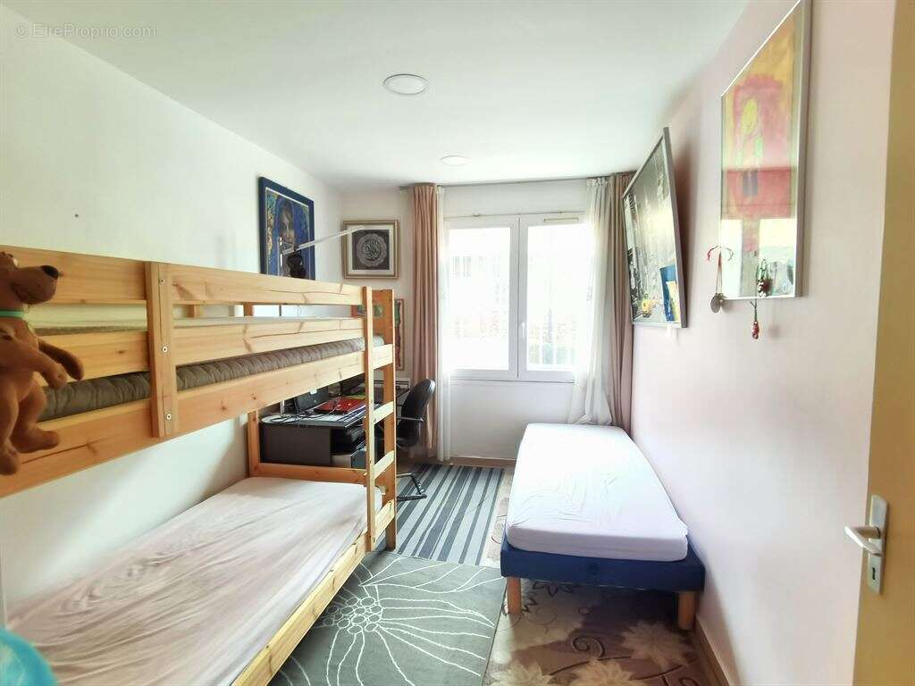 Appartement à PARIS-10E