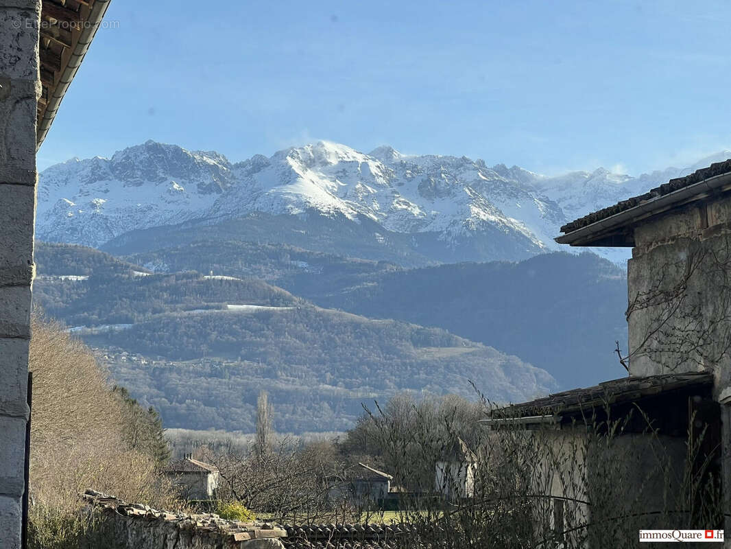 Appartement à CROLLES