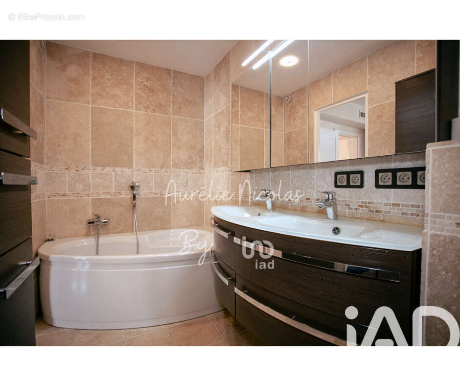 Appartement 146 m² à Avignon  - photo 9