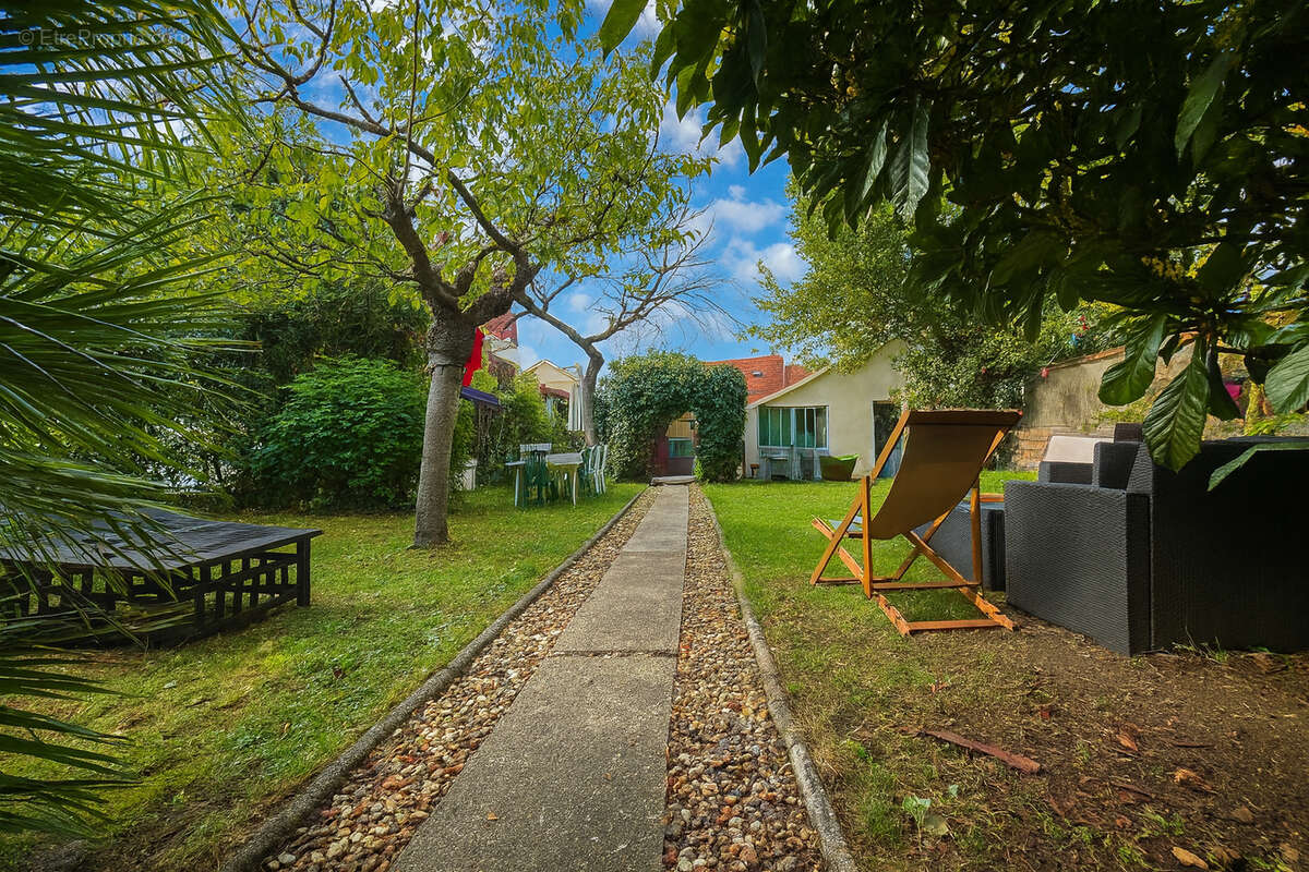 Maison à CHAMPIGNY-SUR-MARNE