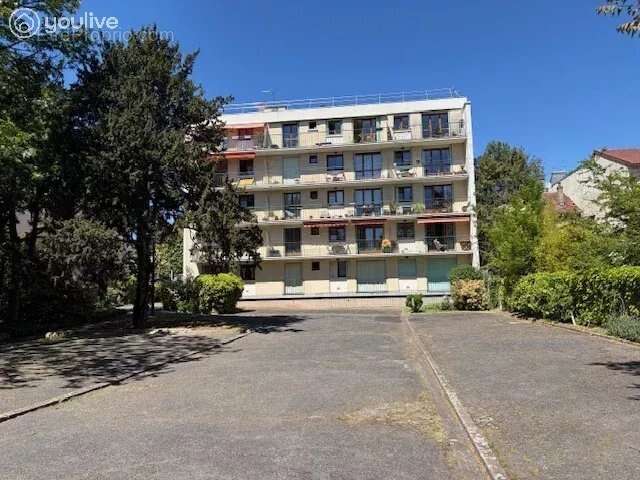 Appartement à LE PERREUX-SUR-MARNE