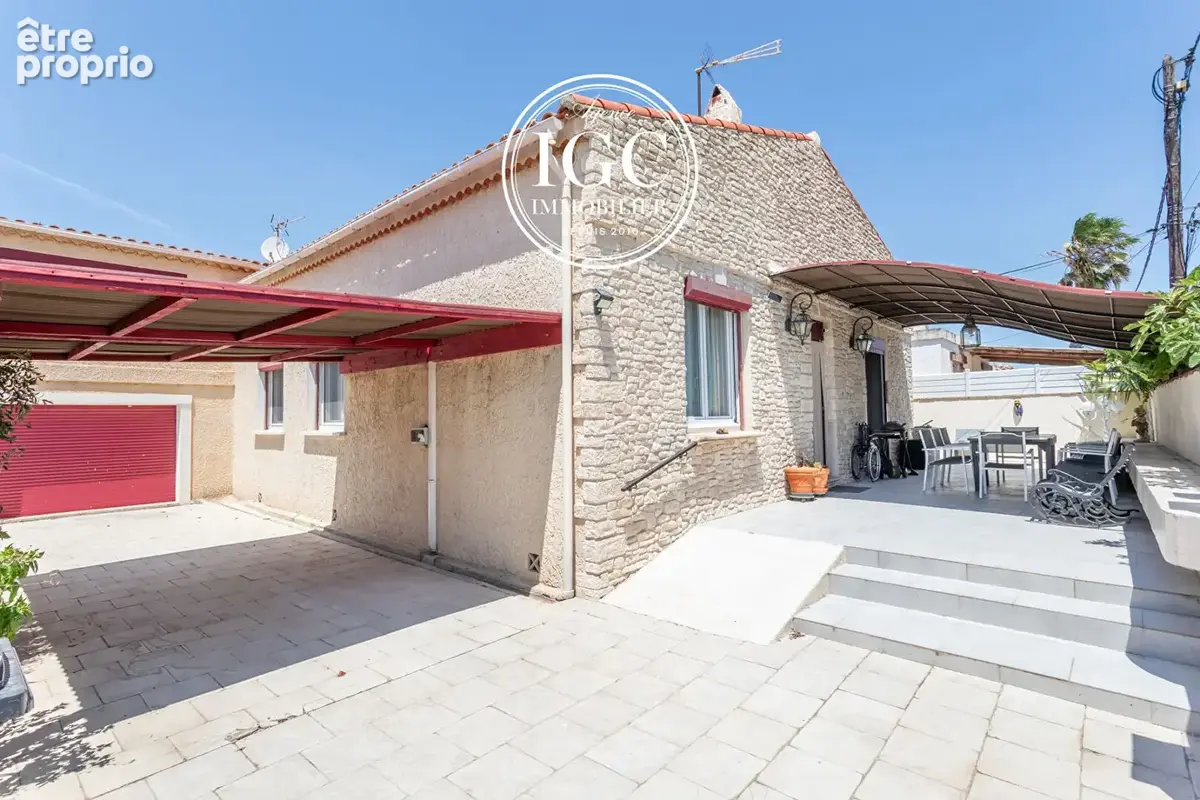 MAISON T5 + DEPENDANCE T1 - 126 m² sur parcelle de 311m² -- MARIGNANE - photo 2