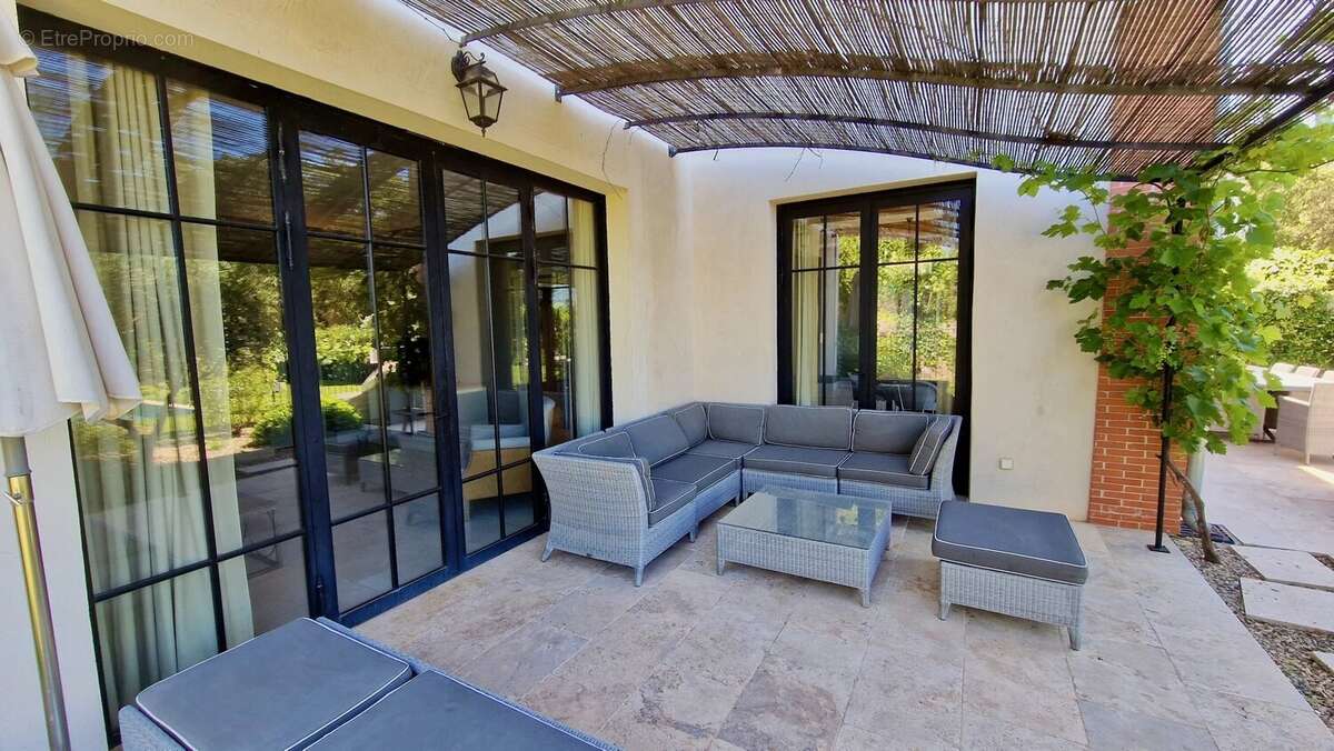 Maison à PUISSALICON