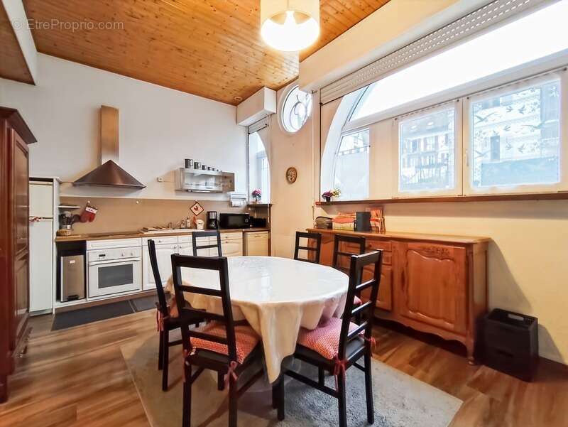 Appartement à EVIAN-LES-BAINS