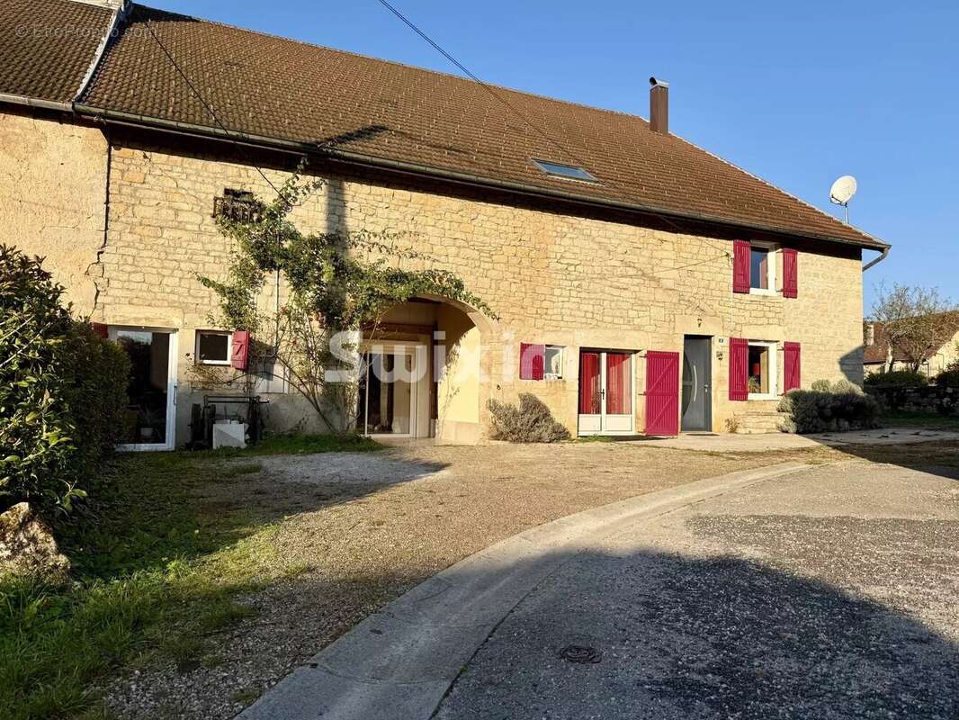 Maison à PICARREAU