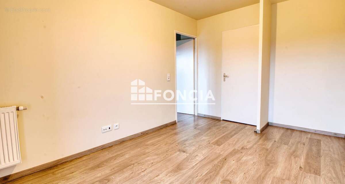 Appartement à AUBERGENVILLE