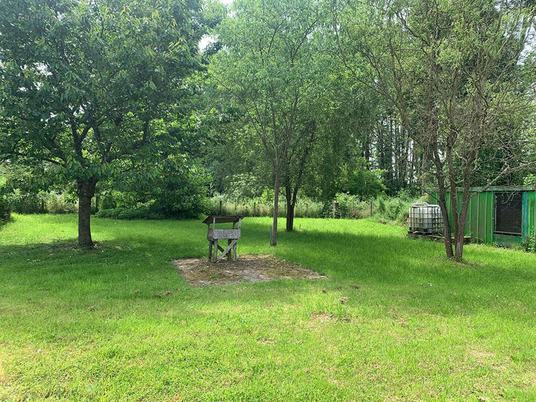 Maison à CHESSY-LES-PRES