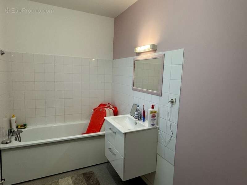 Maison à ECLARON-BRAUCOURT-SAINTE-LIVIERE