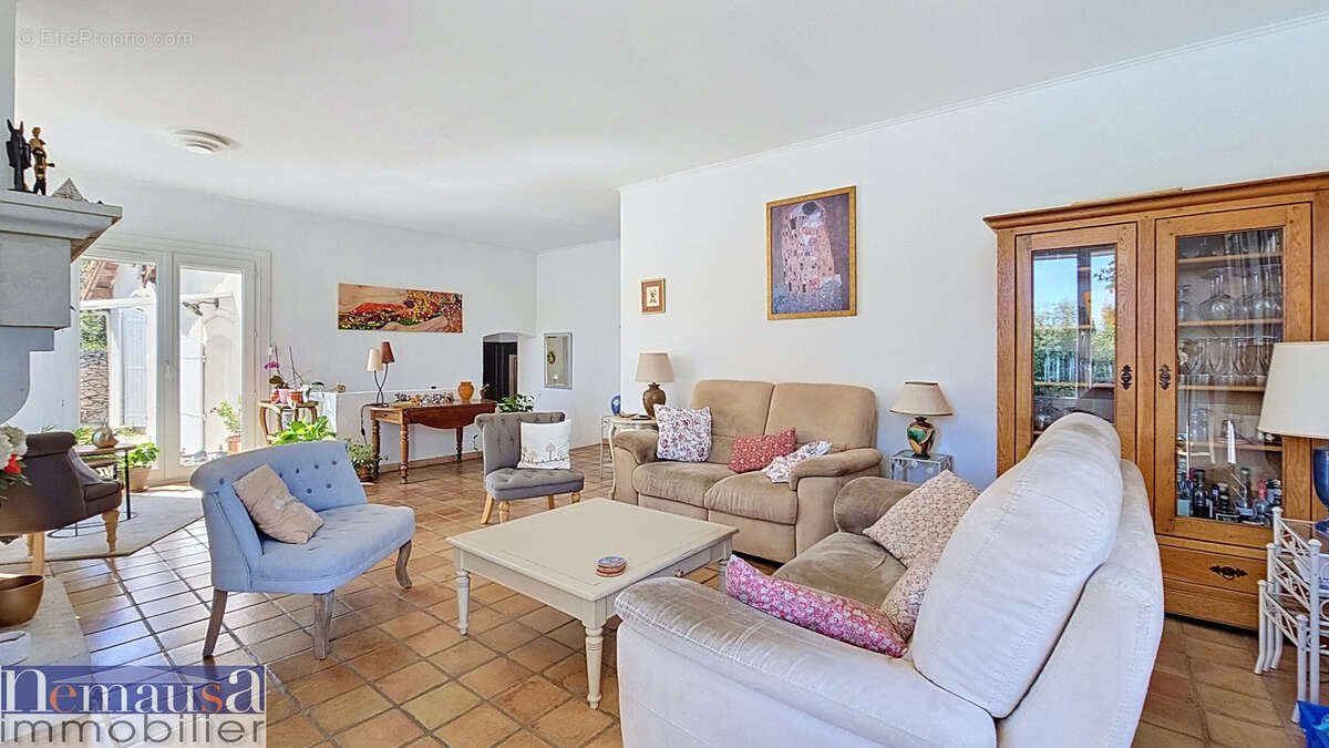 Maison à NIMES
