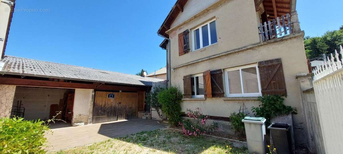 Maison 160 m² à Viriville  - photo 3