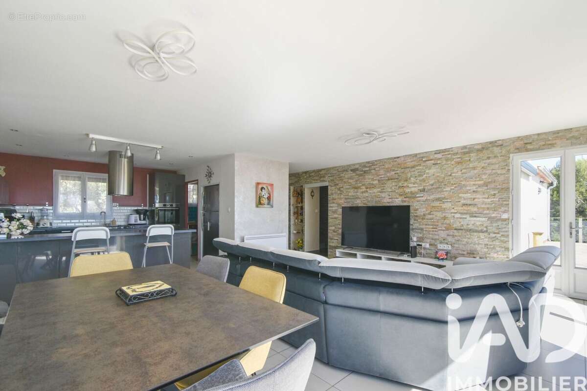 Photo 5 - Maison à PLAN-D'AUPS-SAINTE-BAUME
