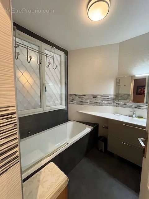 Appartement à MONTROUGE