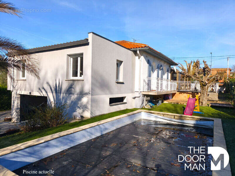 Maison à BRUGUIERES