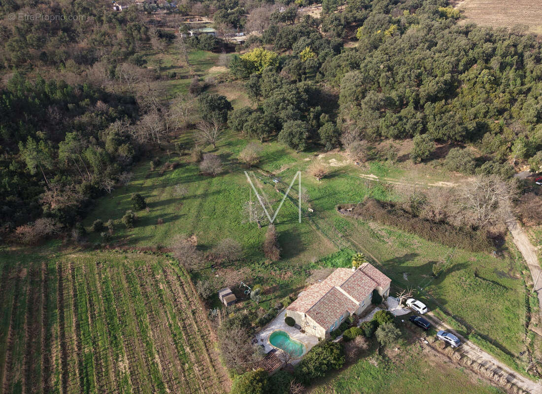 Maison à PLAN-DE-LA-TOUR