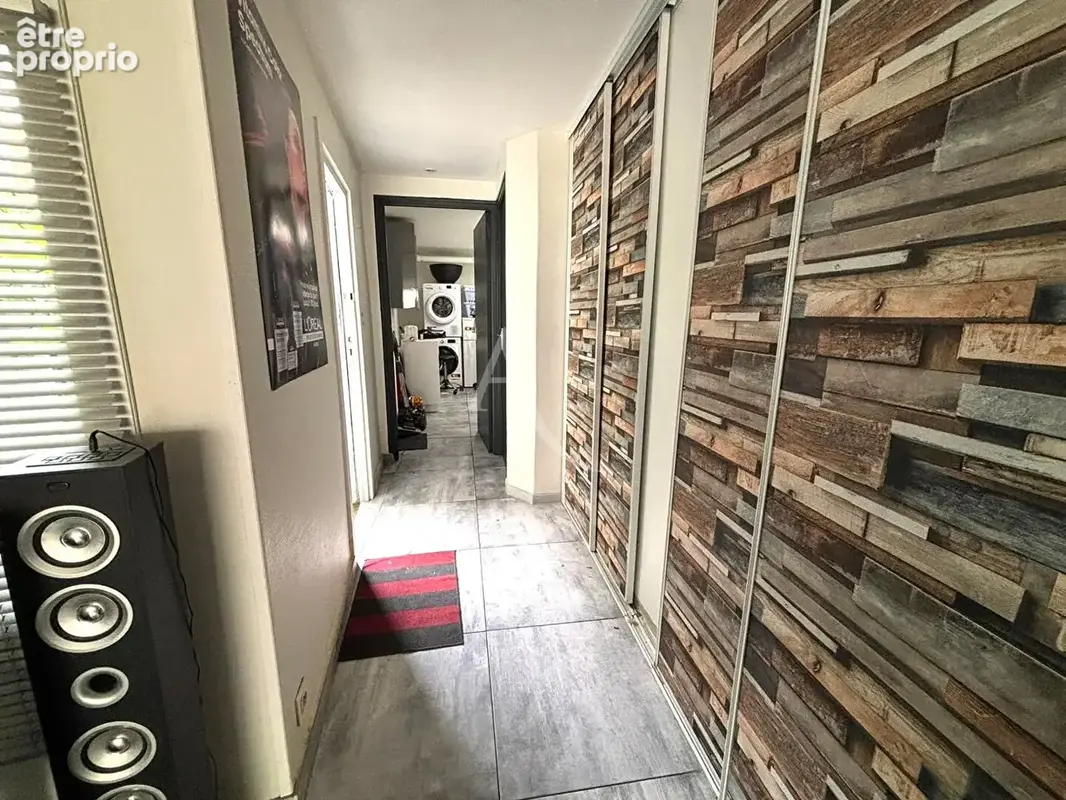 Local commercial  53,83 m² - photo 6