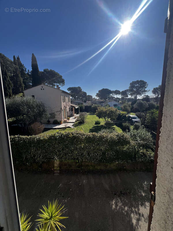 Appartement à MOUGINS