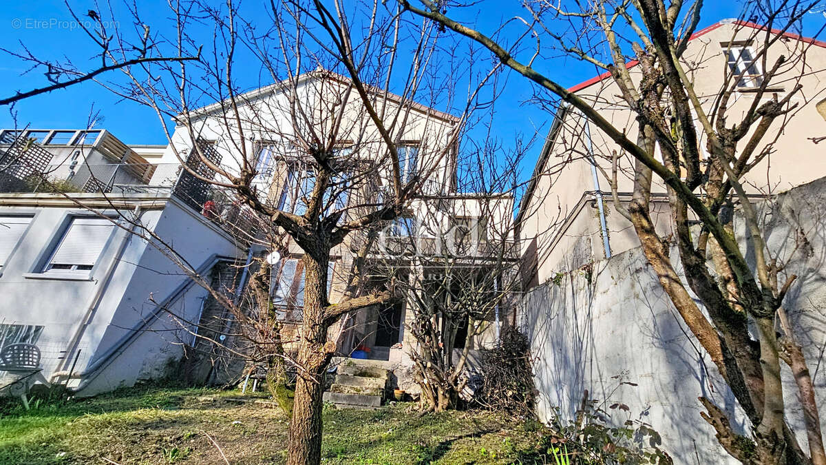 Maison à SAINT-MAURICE